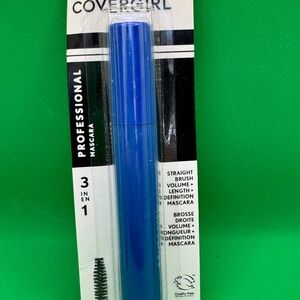 CLEARANCE.   Covergirl Professional 3-in-1 Very Black Mascara
